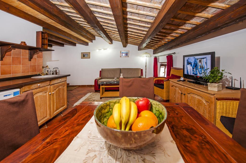 Apartments Taylor Rovinj Kültér fotó