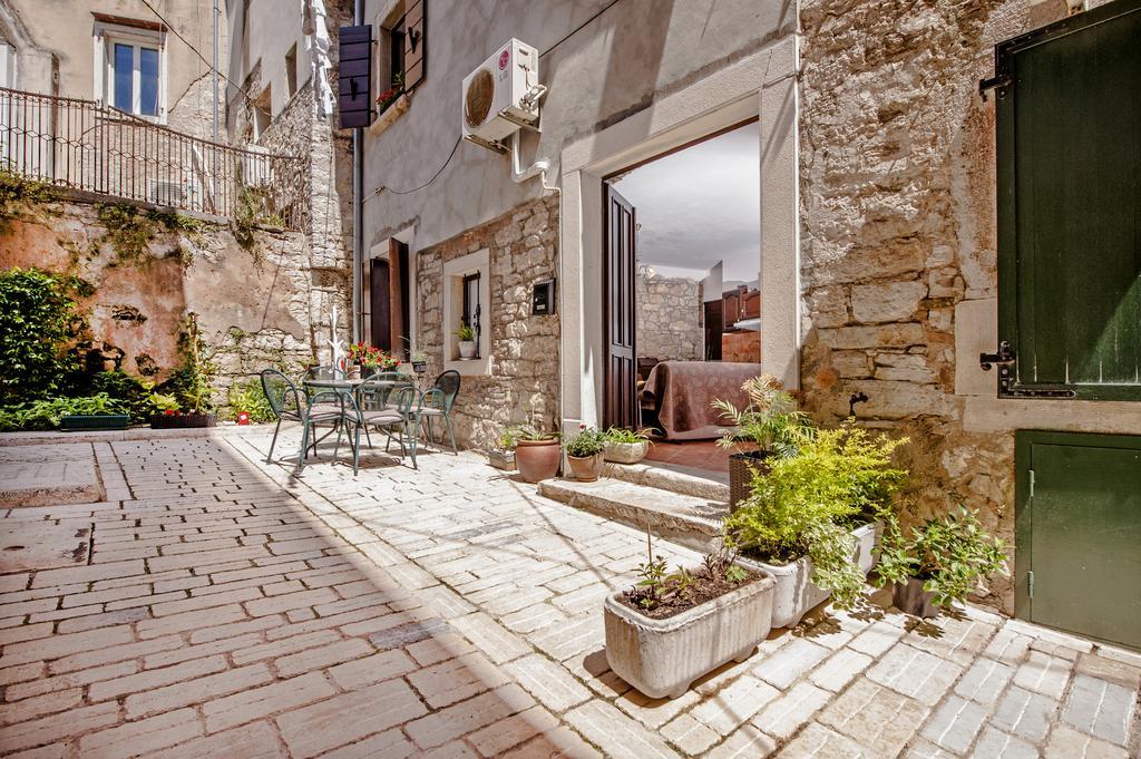 Apartments Taylor Rovinj Kültér fotó